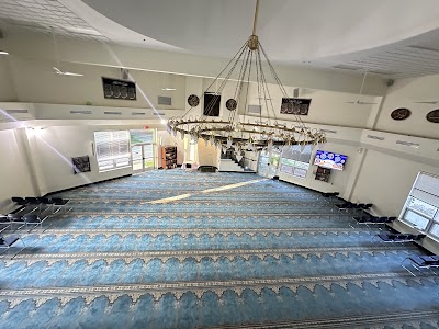 Islamic Foundation North logo