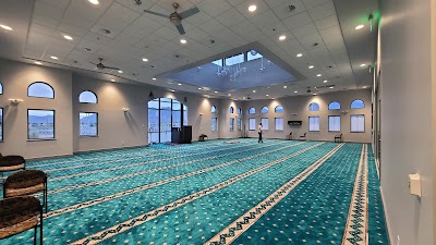Utah Islamic Center (UIC) logo